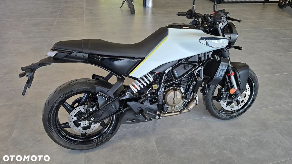 Husqvarna Vitpilen - 24