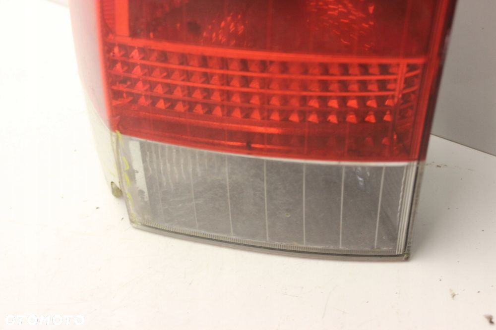 VOLVO V70 XC70 II LIFT 05R- LAMPA LEWA TYLNA LEWY TYŁ - 4