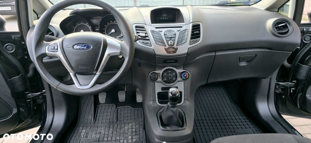 Ford Fiesta - 20