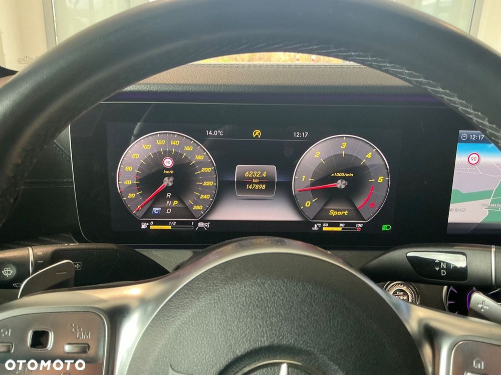 Mercedes-Benz CLS - 6