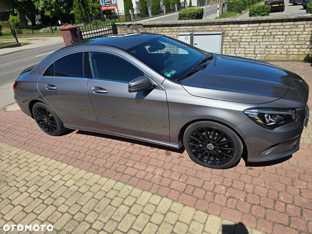 Mercedes-Benz CLA 180 UrbanStyle Edition - 5
