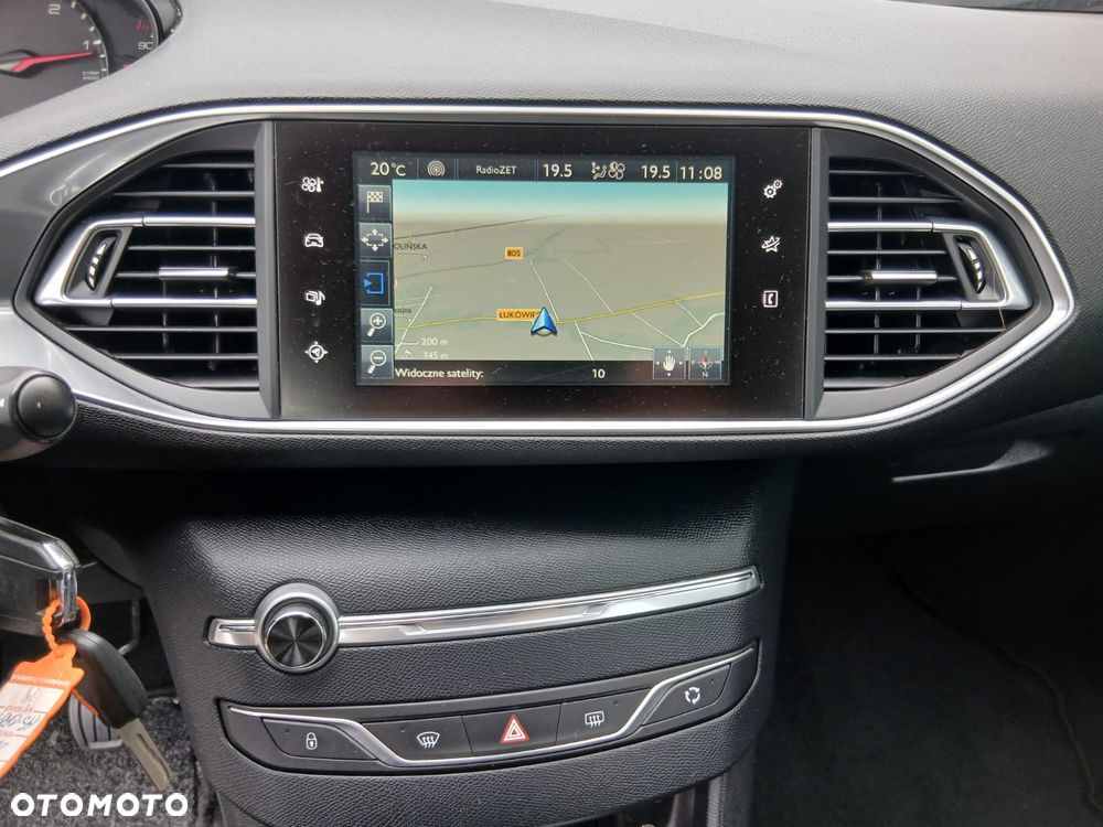 Peugeot 308 1.6 BlueHDi Business Line S&S - 26