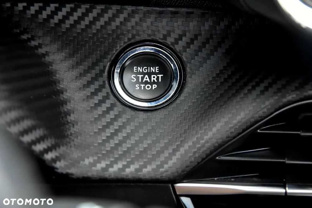 Peugeot 2008 1.2 PureTech GT Line S&S - 30