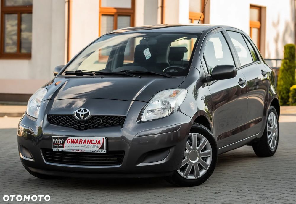 Toyota Yaris - 4