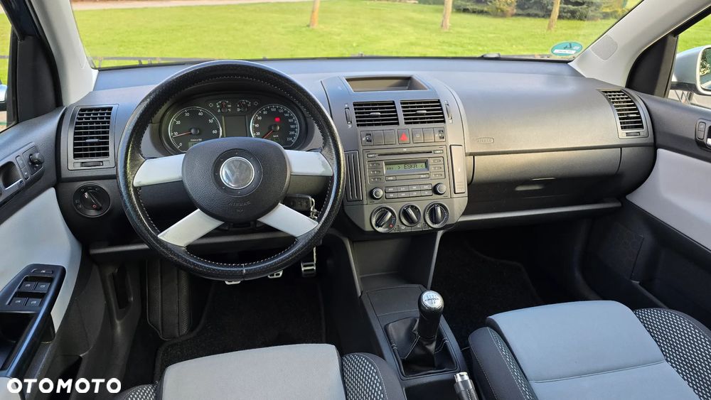 Volkswagen Polo Cross - 10