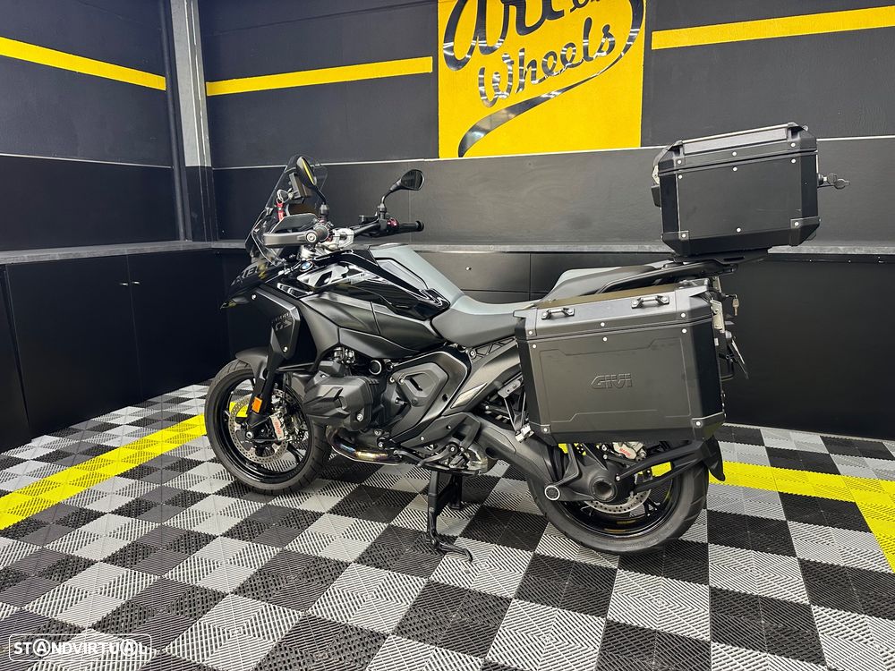 BMW R 1300 GS Triple black - 6