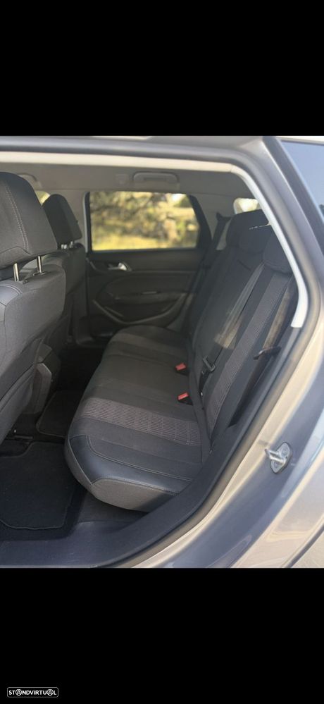 Peugeot 308 SW 1.2 PureTech Allure - 6