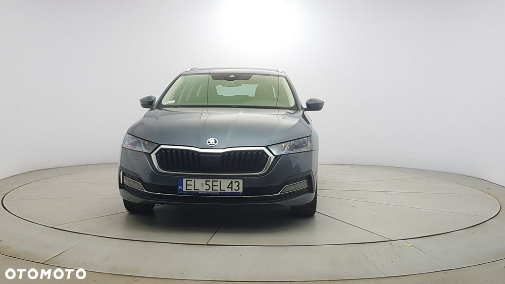 Skoda Octavia - 2