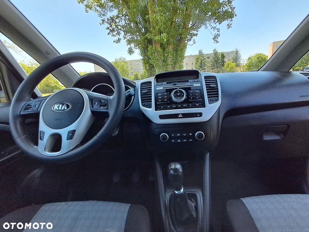 Kia Venga 1.4 M - 11