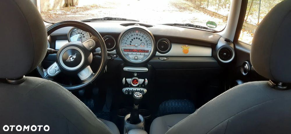 MINI ONE Baker Street - 17