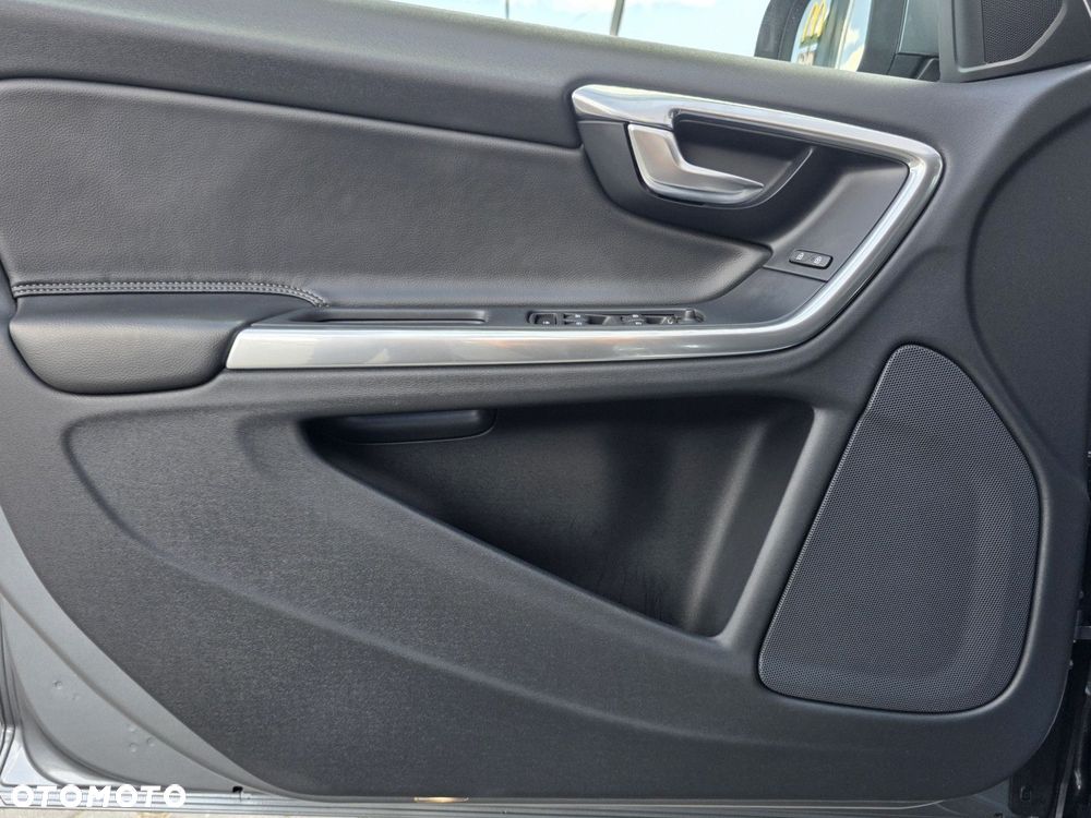 Volvo S60 - 17