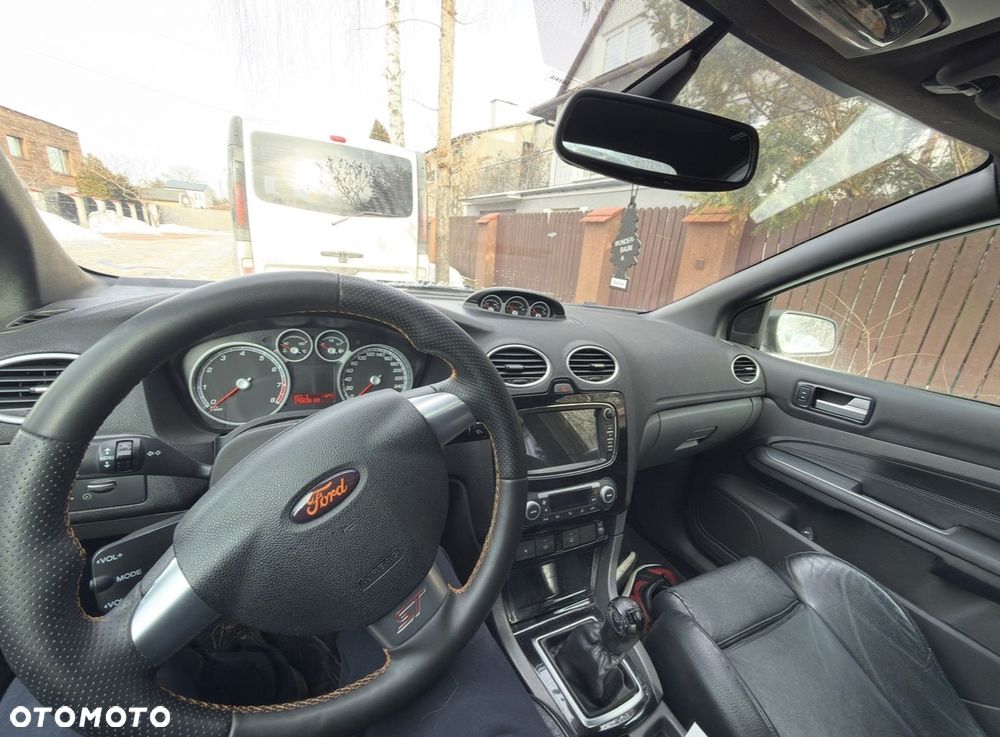 Ford Focus - 9