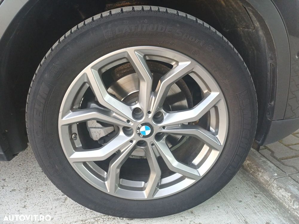 BMW X3 xDrive20d AT Luxury Line - 32