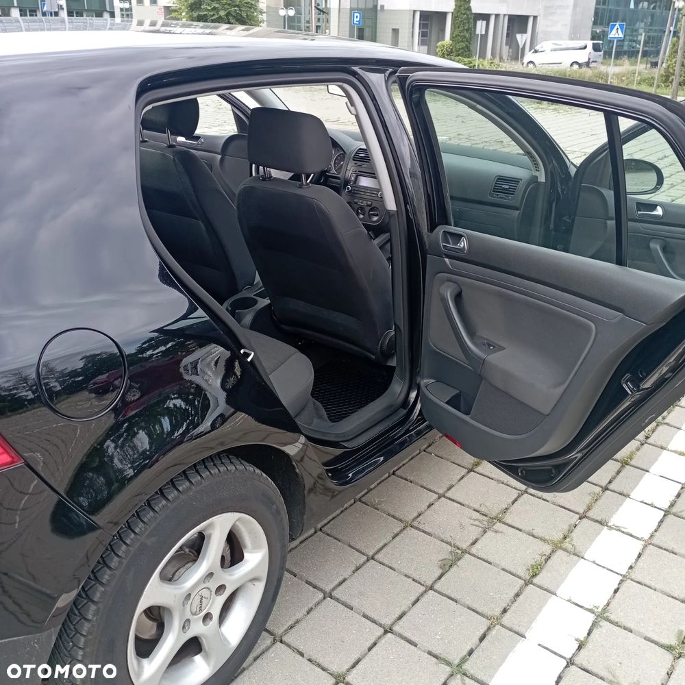 Volkswagen Golf V 1.4 Comfortline - 14