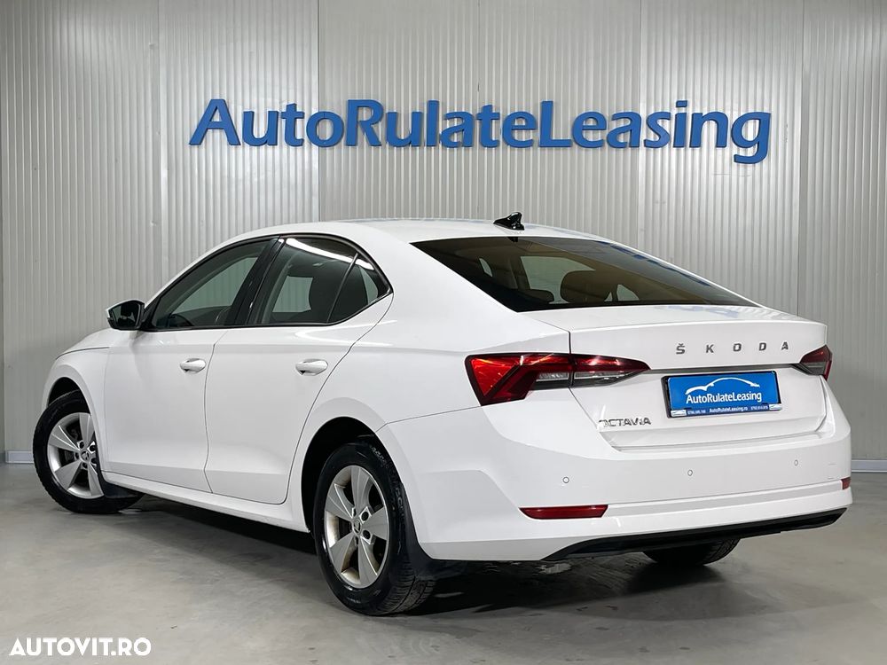 Skoda Octavia 2.0 TDI DSG Ambition - 5