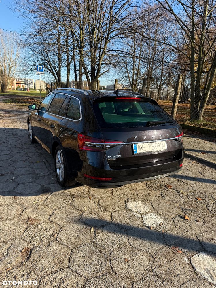 Skoda Superb 2.0 TDI Style DSG - 36