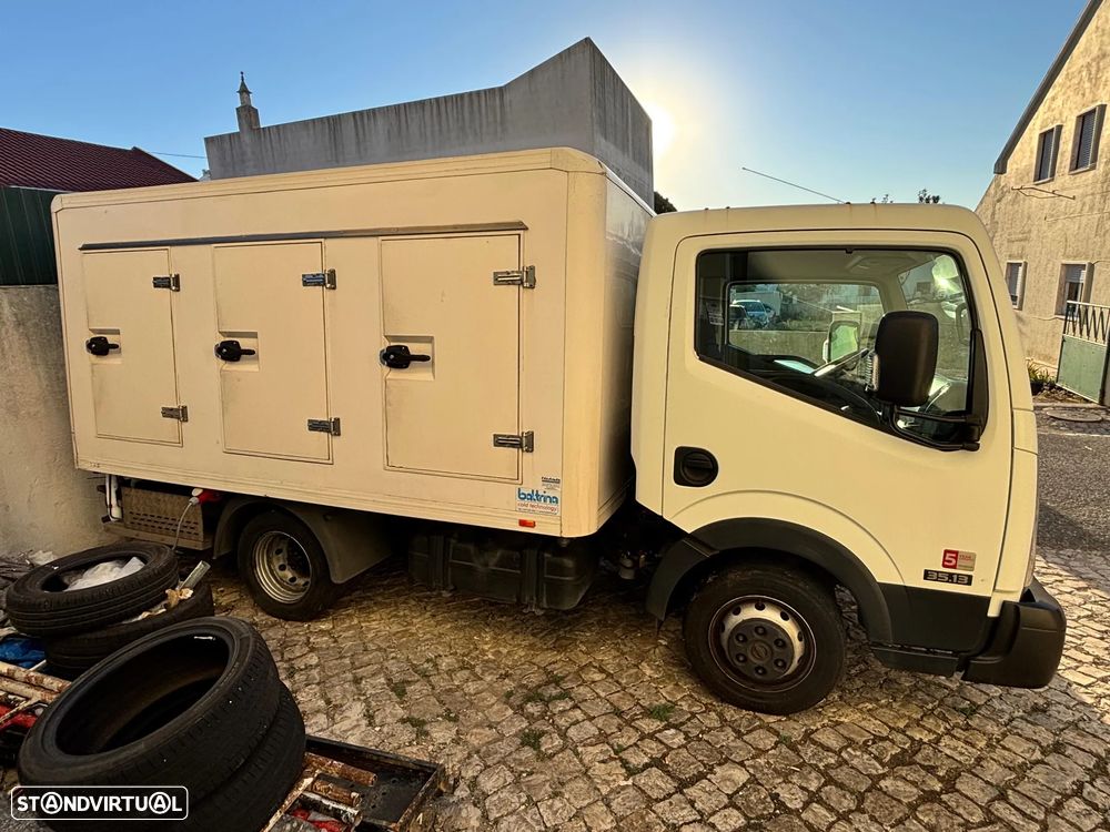 Nissan NT400 - 3