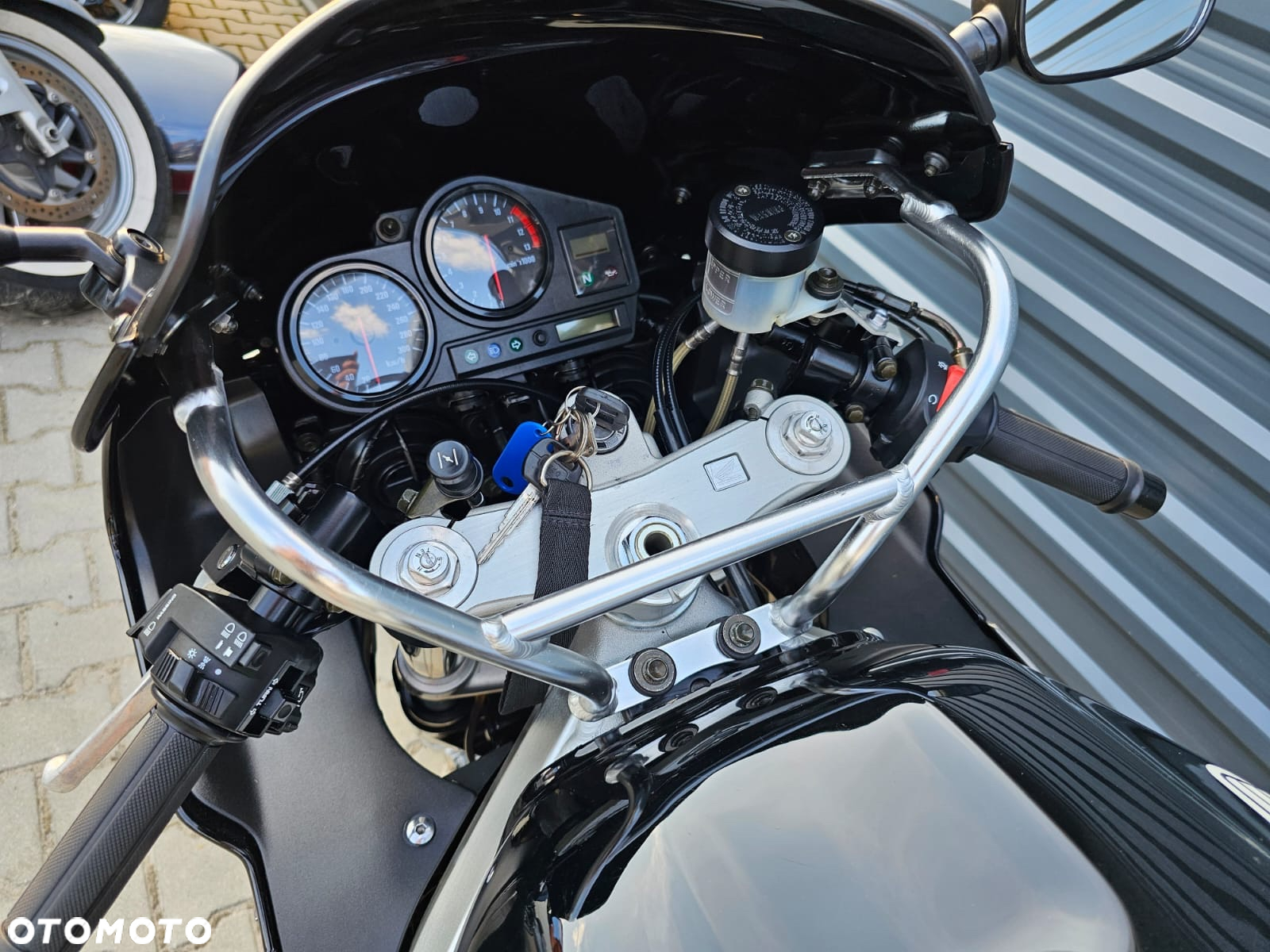 Honda CBR - 10