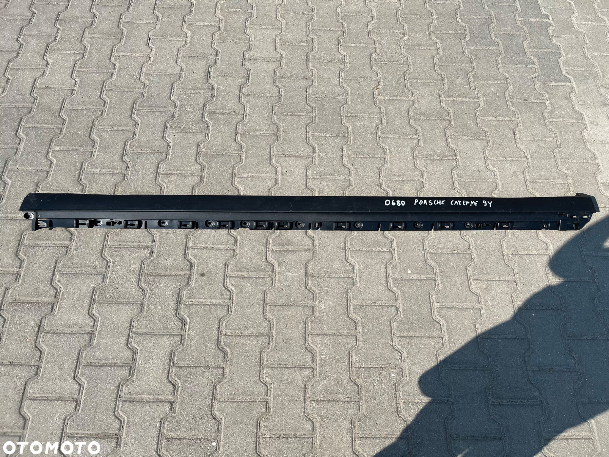 Listwa Progowa Lewa Porsche Cayenne 9Y - 1