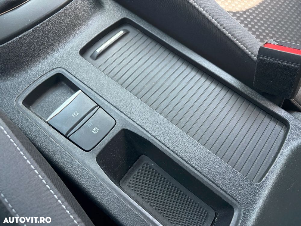 Ford Focus 1.0 EcoBoost Trend Edition - 26