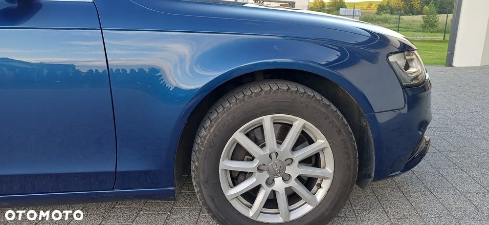 Audi A4 Avant - 4