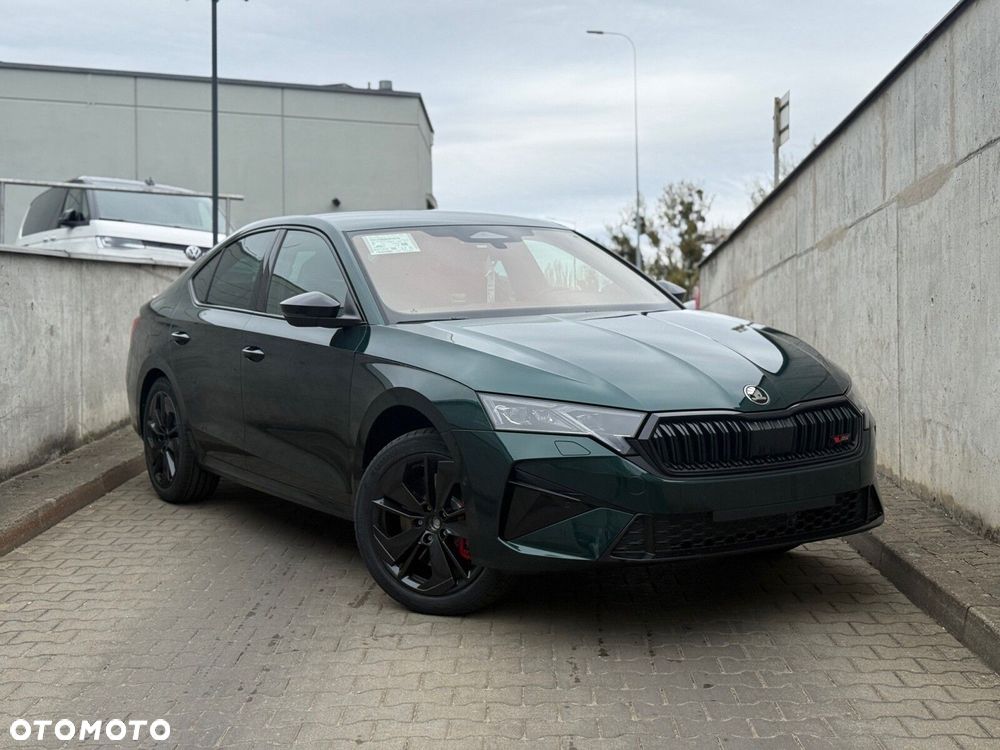 Skoda Octavia 2.0 TSI RS DSG - 2