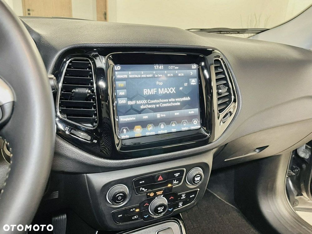 Jeep Compass 1.6 MJD Limited FWD S&S - 27
