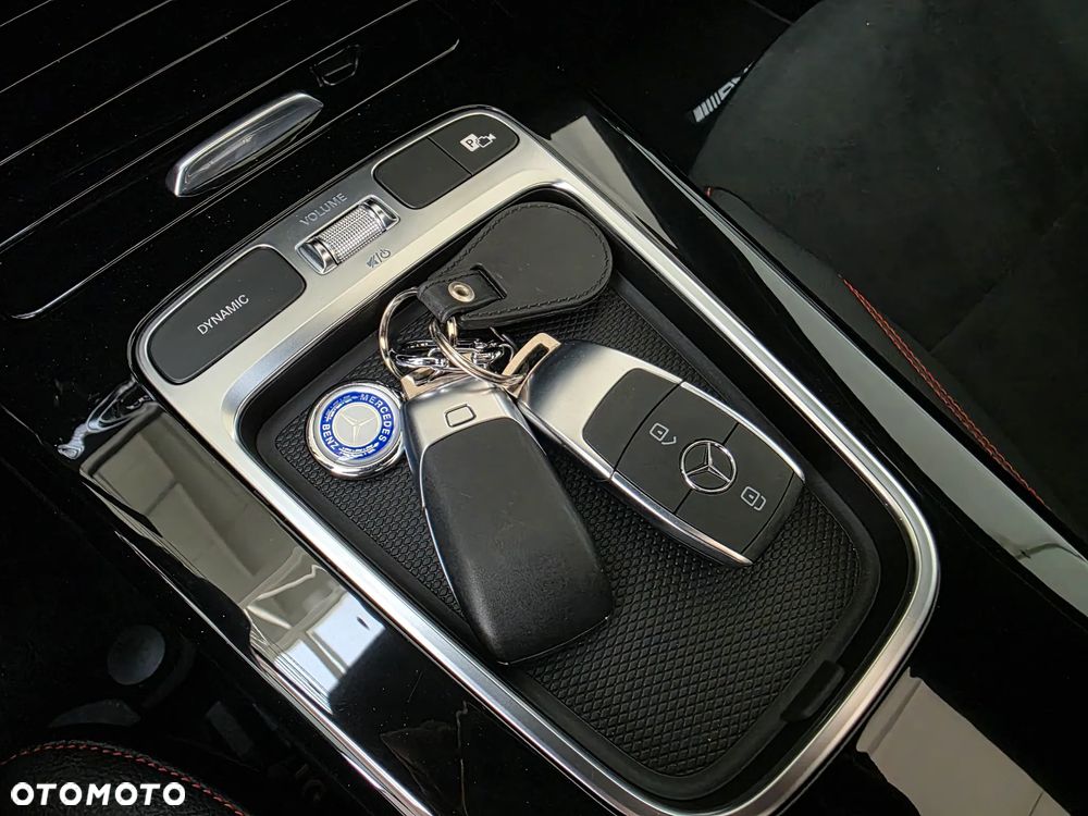 Mercedes-Benz Klasa A 180 7G-DCT AMG Line - 34