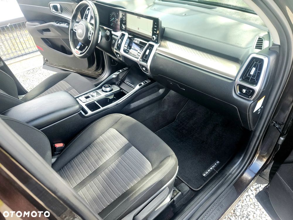 Kia Sorento 1.6 T-GDI PHEV AWD Vision - 27