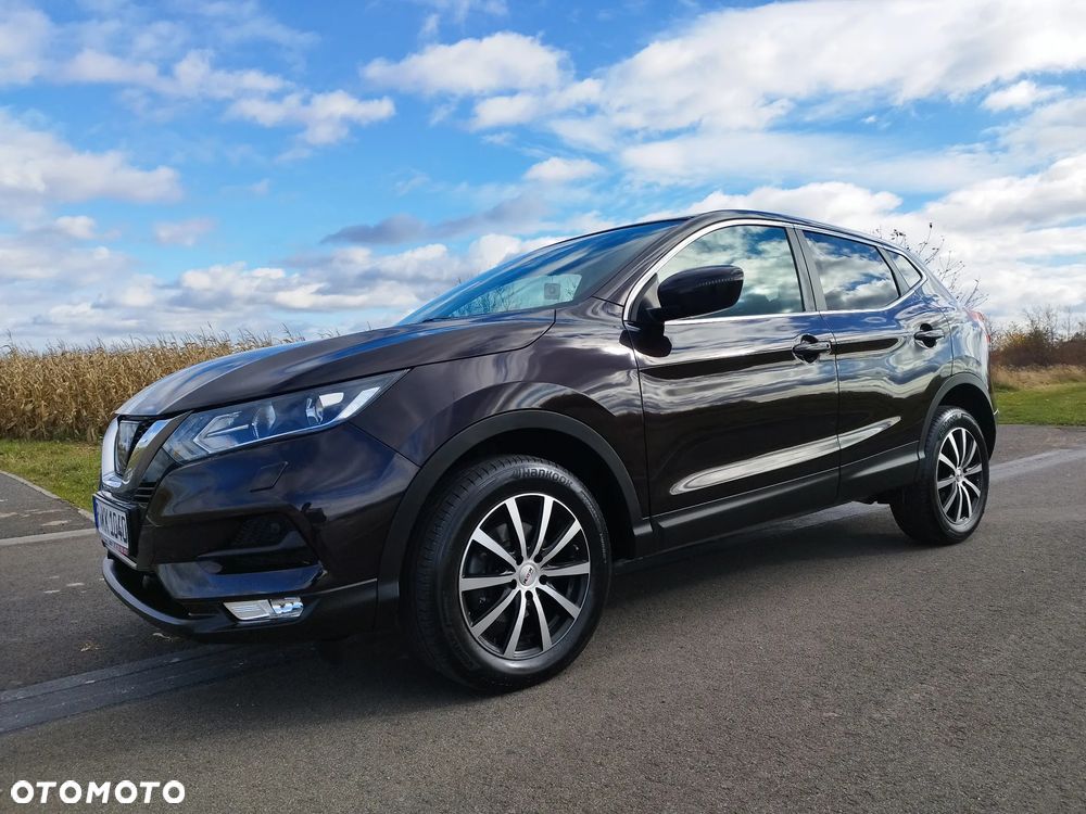 Nissan Qashqai 1.6 DIG-T N-Connecta - 1