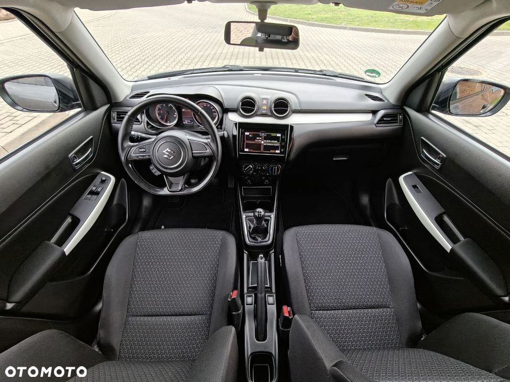 Suzuki Swift 2019 photo 2