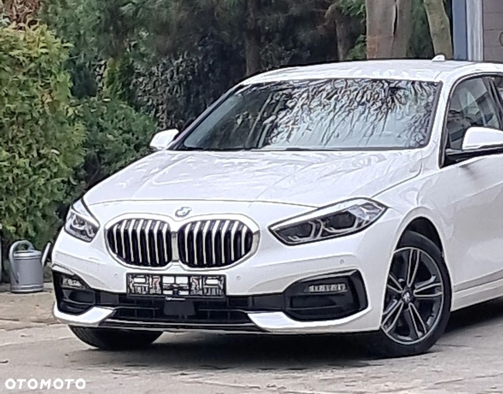 BMW Seria 1 118d ColorVision Edition sport - 23