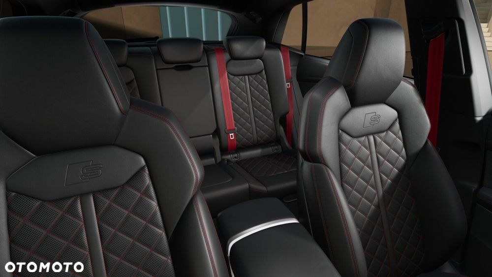 Audi Q8 - 12