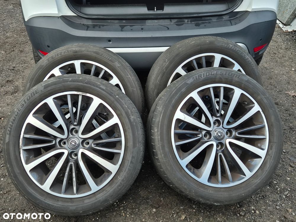 Opel Crossland X 1.2 Start/Stop Design Line - 31