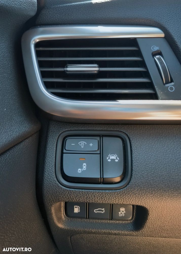 Kia Optima - 14