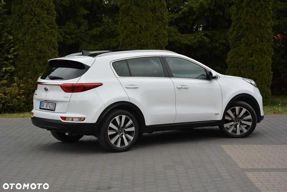 Kia Sportage 2,0 CRDI AWD Platinum - 11