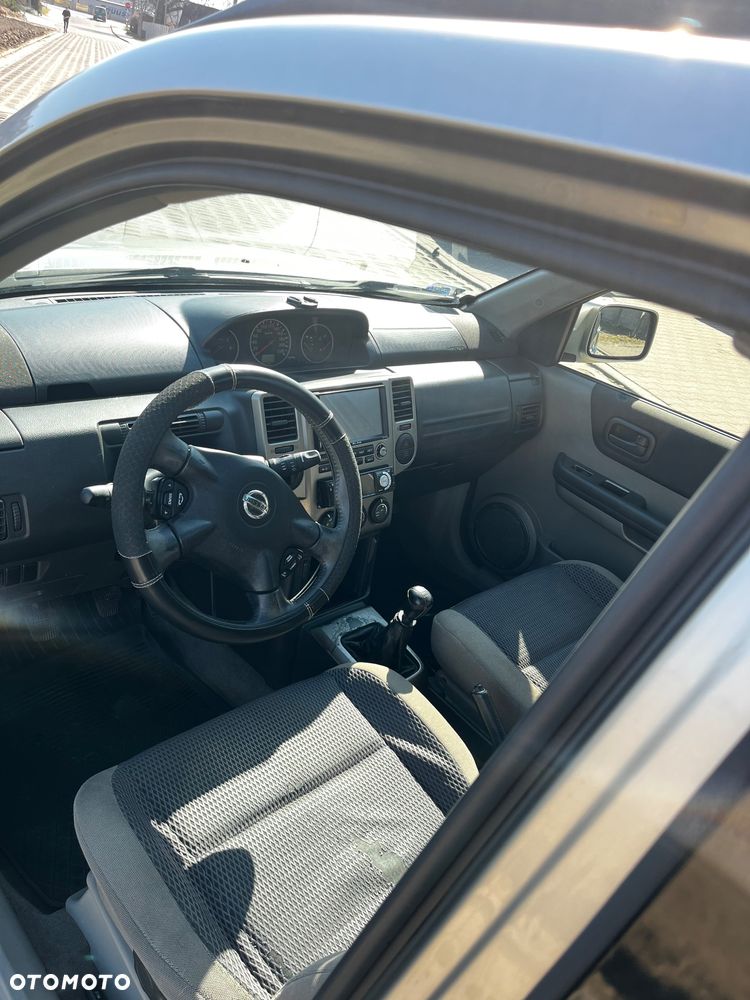 Nissan X-Trail 2.2 dCi 4x2 Comfort - 11