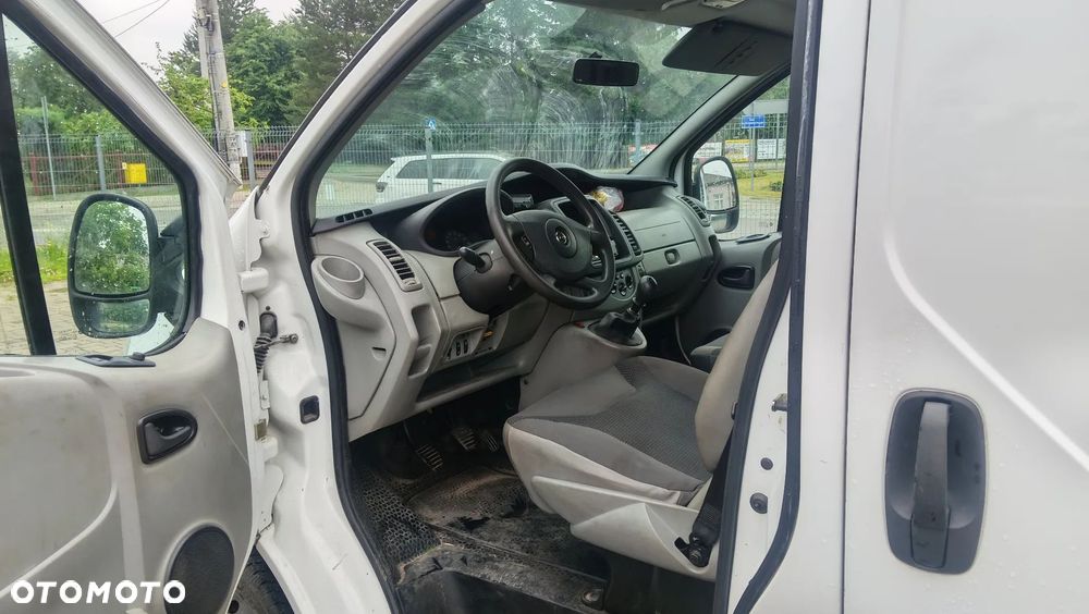 Opel Vivaro - 13