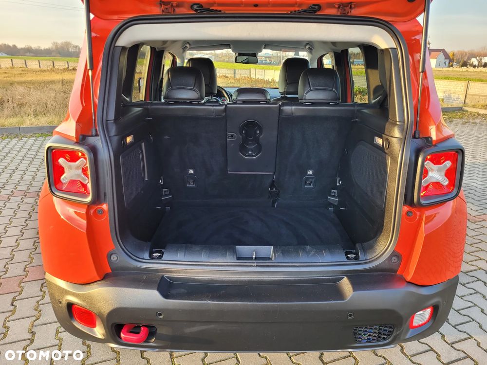 Jeep Renegade - 33