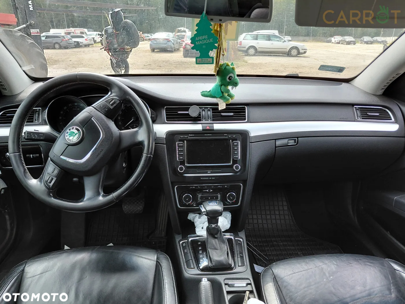 Skoda Superb 2.0 TDI Comfort DSG - 17