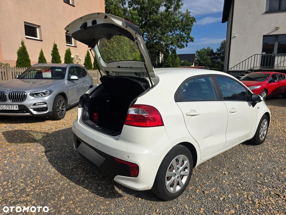 Kia Rio 1.2 Business Line - 6
