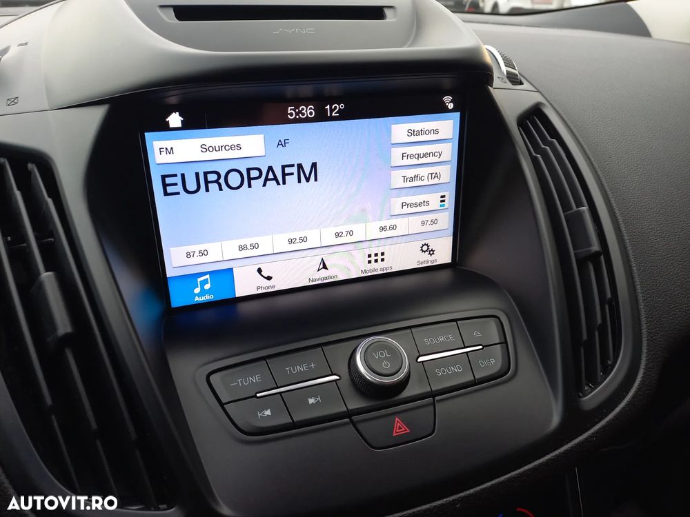 Ford Kuga 2.0 TDCi 4WD Powershift Titanium - 30