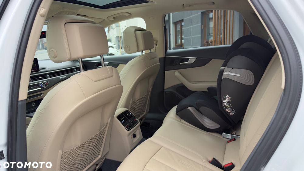 Audi A4 Limousine - 16