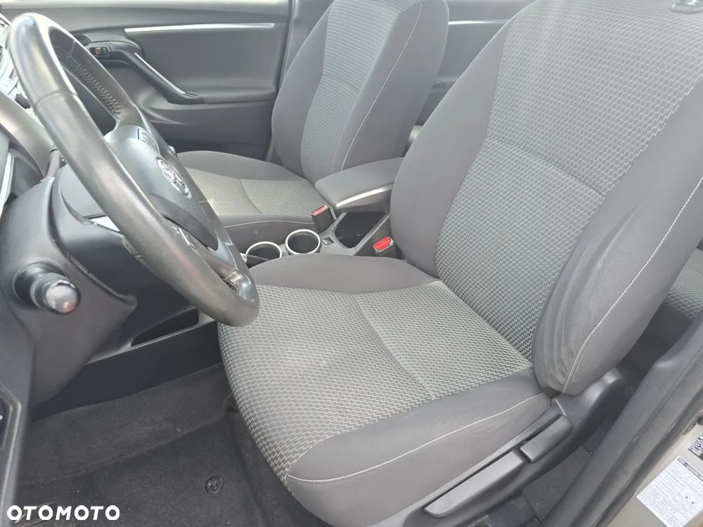 Toyota Verso 1.6 D-4D 5-Sitzer Start/Stop Comfort - 16