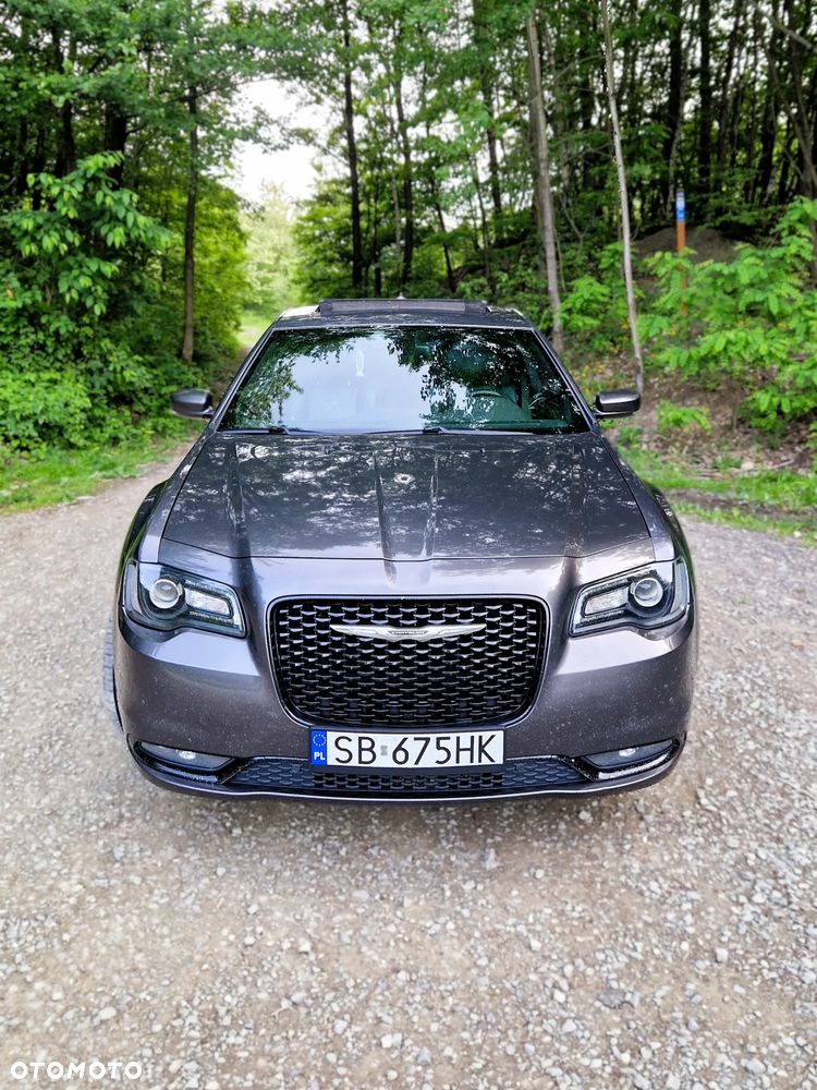 Chrysler 300s - 20