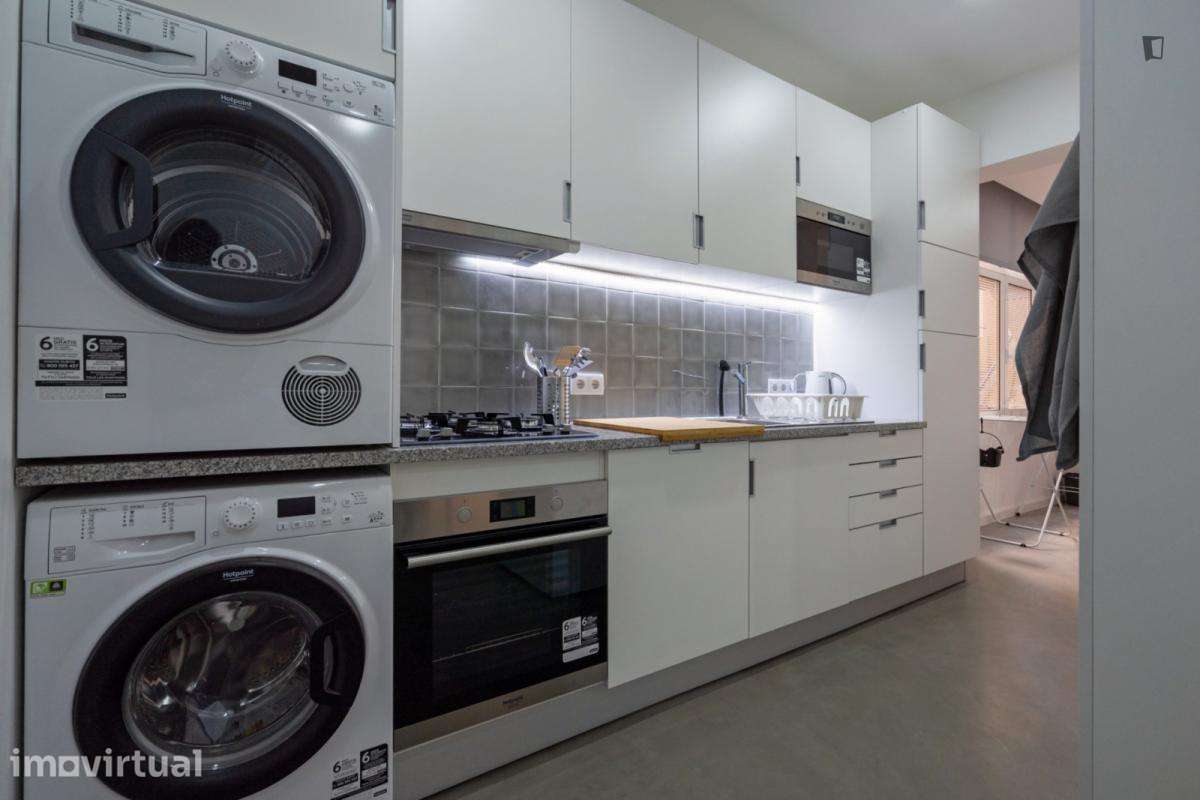 Quarto - localizado em Saldanha Lisbon - Grande imagem: 3/12