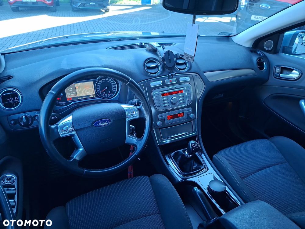 Ford Mondeo 2.0 TDCi Titanium - 30