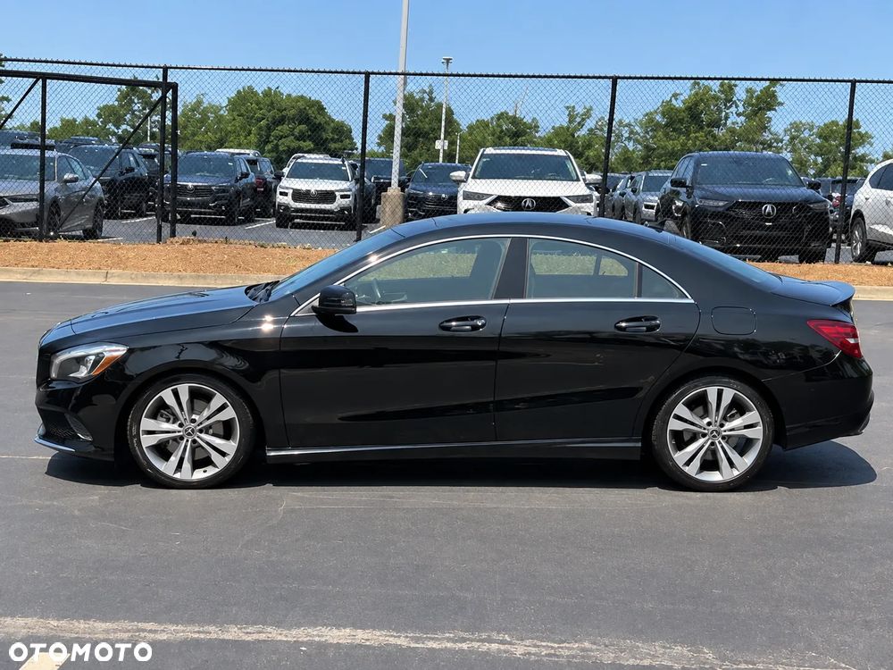 Mercedes-Benz CLA 250 4Matic 7G-DCT Sport - 4