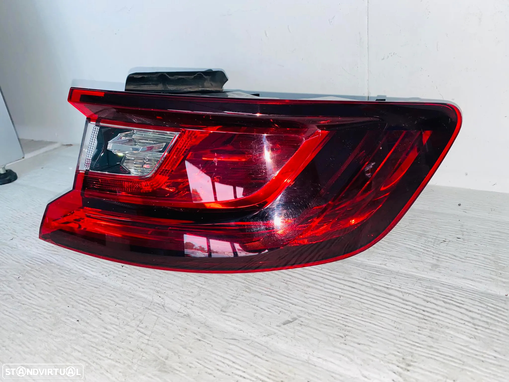 Farolim Trás Direito Renault Megane IV - 2015 / 2020 - 2