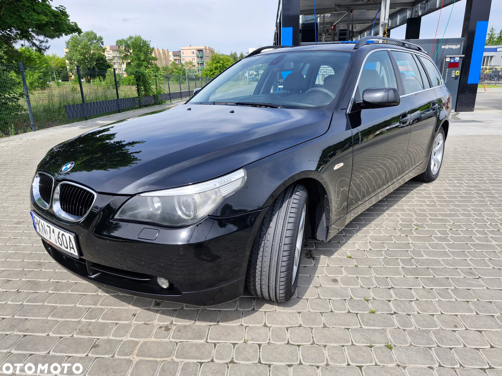 BMW Seria 5 525d Touring - 8